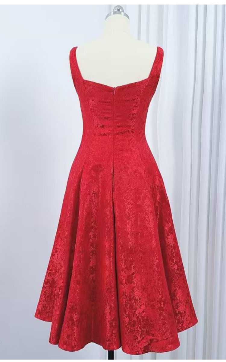 Elegant sling slim pinched waist jacquard dress for women