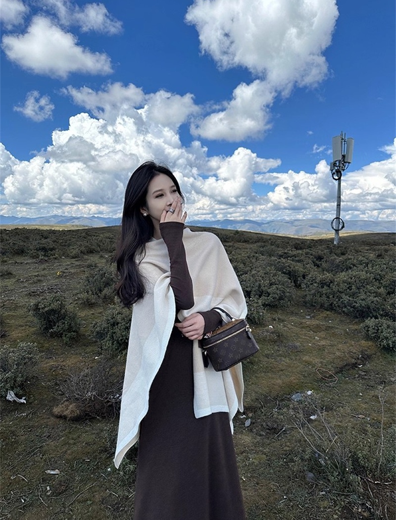 Spring and autumn scarves mixed colors coat for women