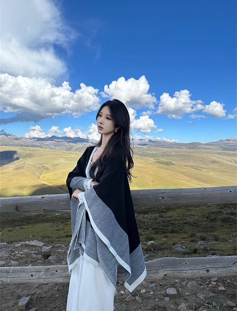 Spring and autumn scarves mixed colors coat for women