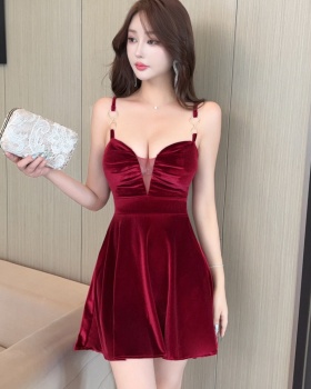 Bottoming strapless big skirt golden velvet low-cut sling dress