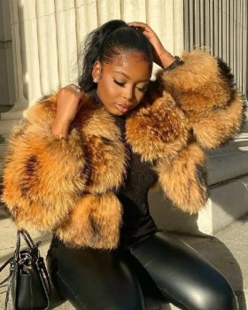 Splice winter fur coat European style overcoat for women