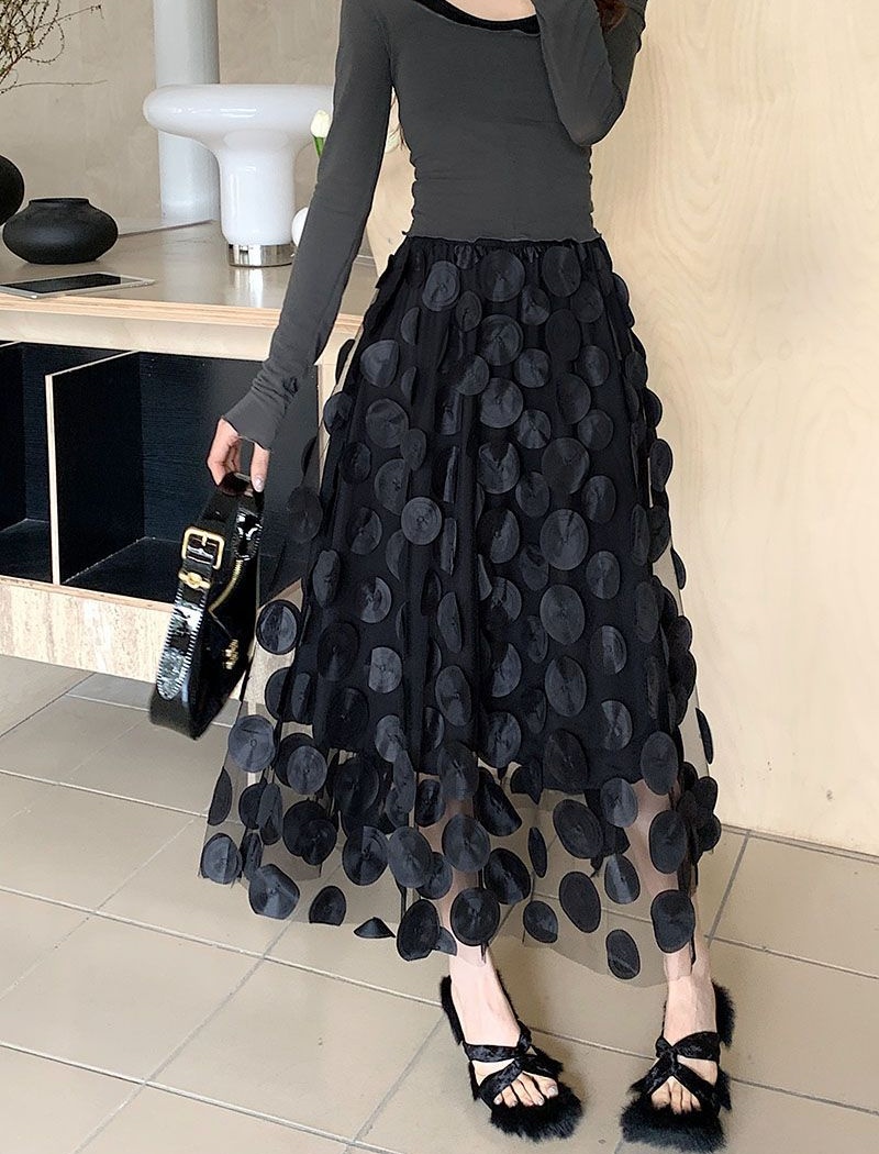 Polka dot Hepburn style stereoscopic long black skirt