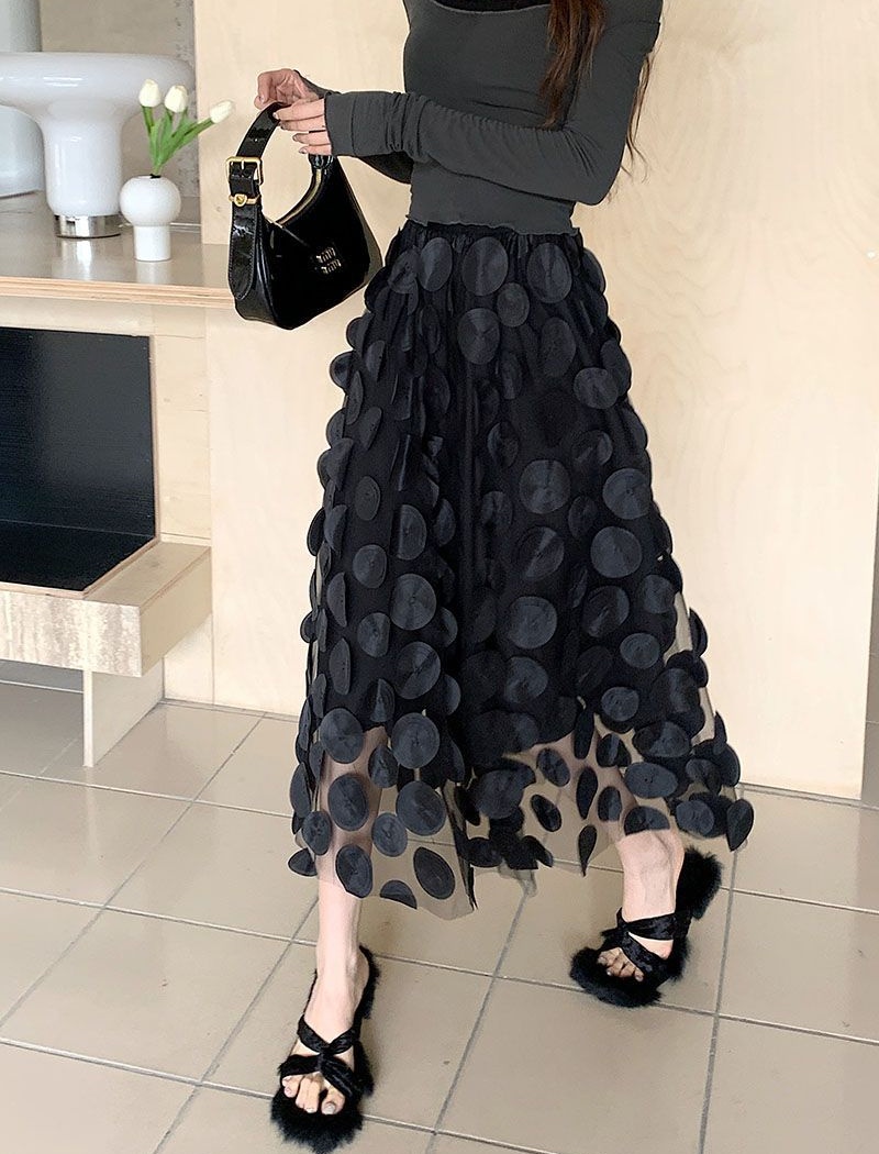 Polka dot Hepburn style stereoscopic long black skirt