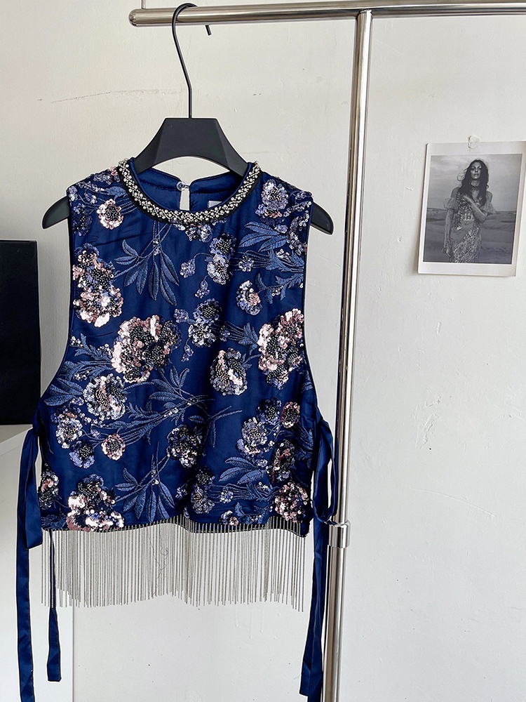 Chinese style all-match embroidery small vest