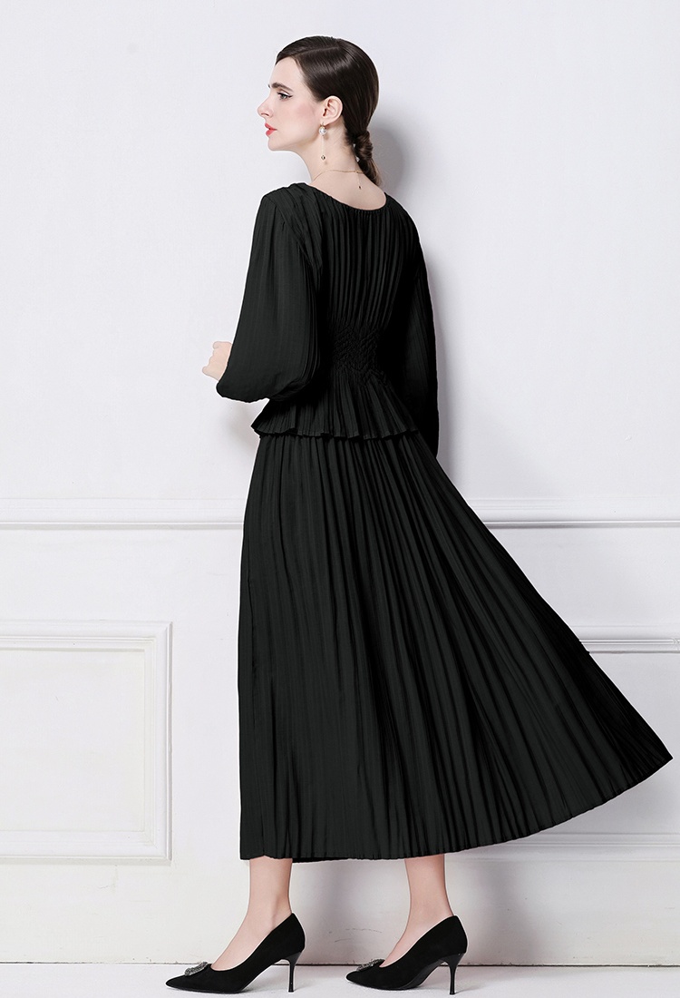 Pseudo-two beading Pleats Please dress