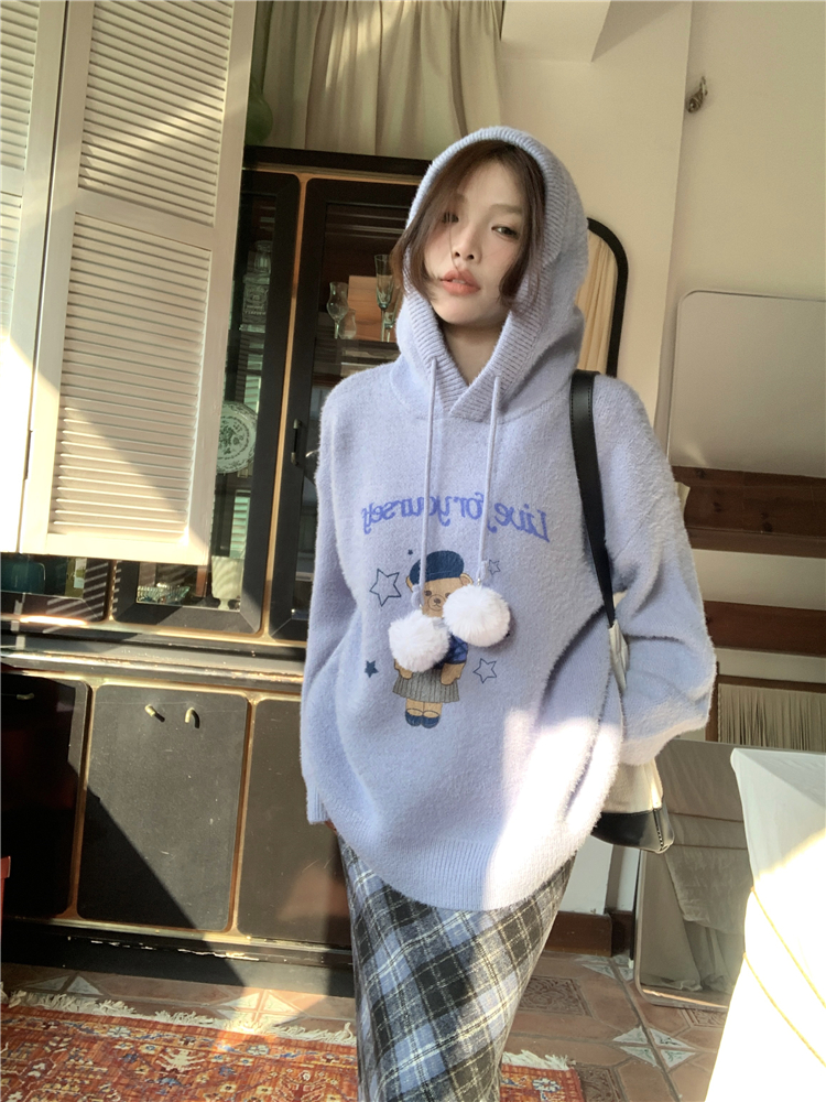 Hooded college style lazy large yard hairball sweater