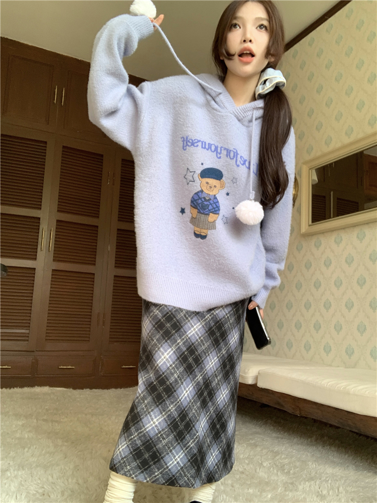 Hooded college style lazy large yard hairball sweater