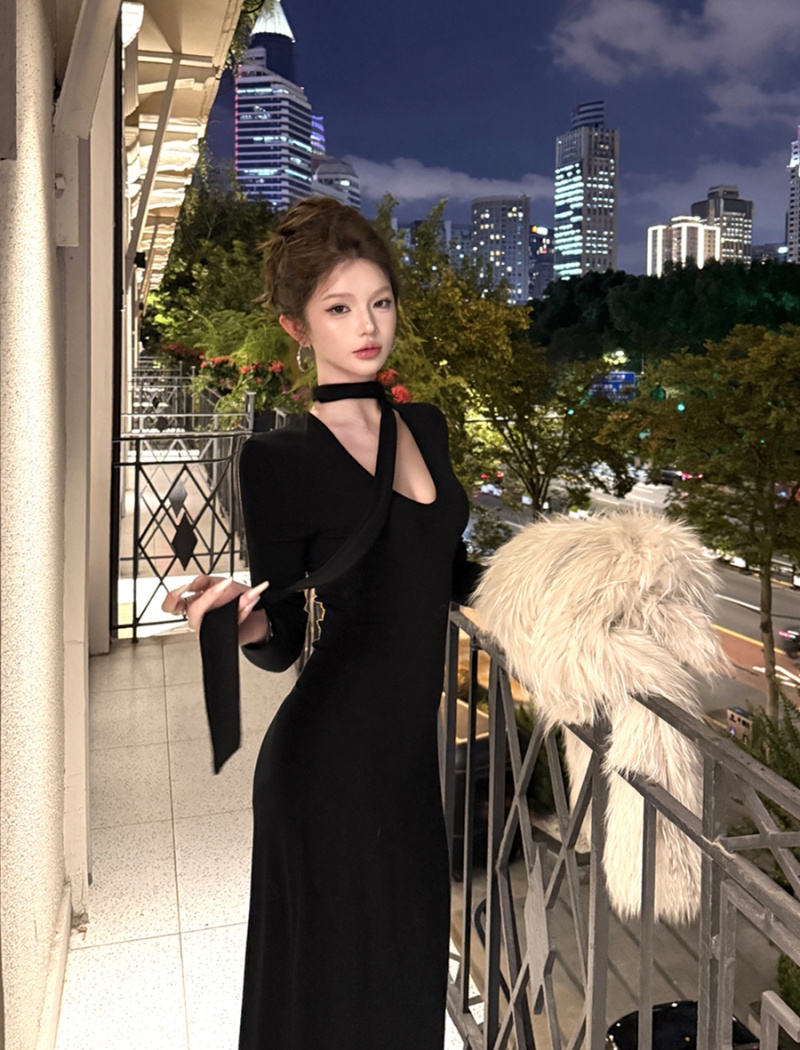 Knitted retro package hip dress slim V-neck long dress