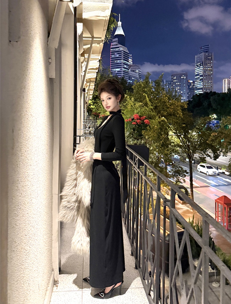 Knitted retro package hip dress slim V-neck long dress