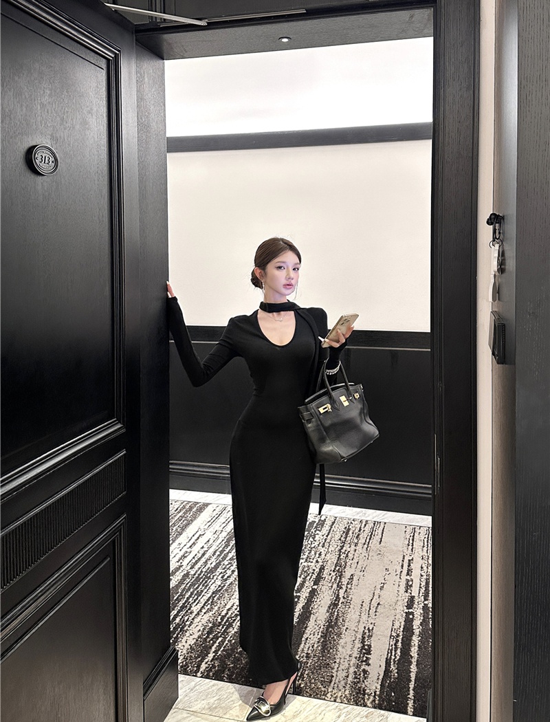 Knitted retro package hip dress slim V-neck long dress