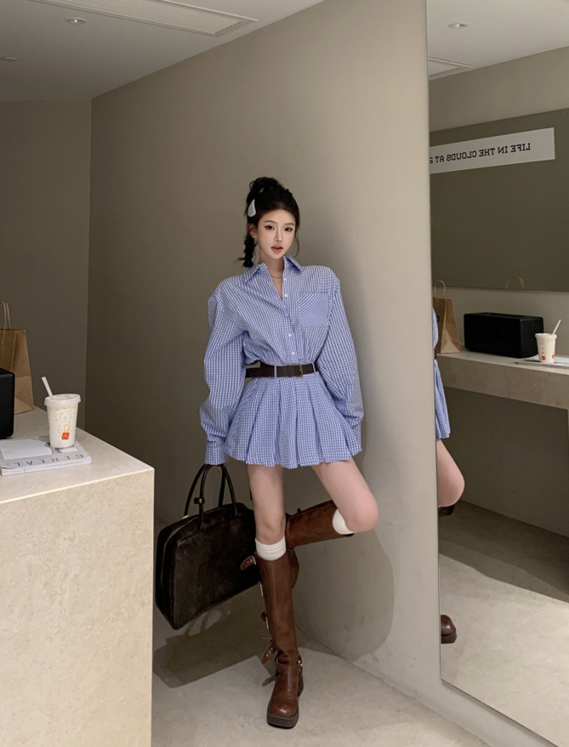 Pinched waist blue-white dress shoulder pads shirt for women