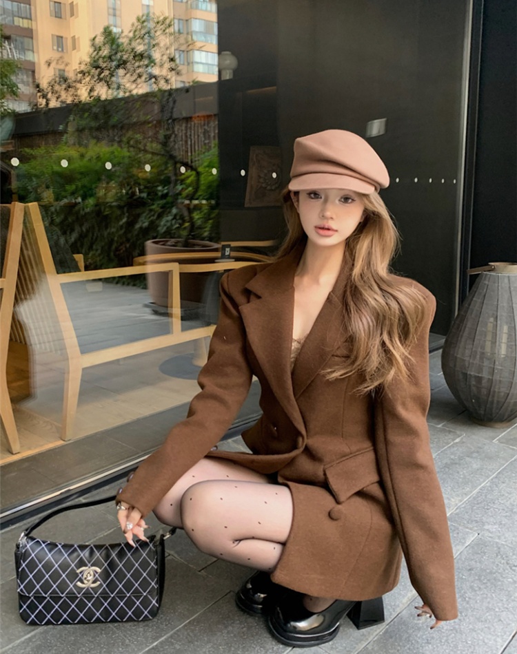 Woolen skirt plus cotton business suit for women