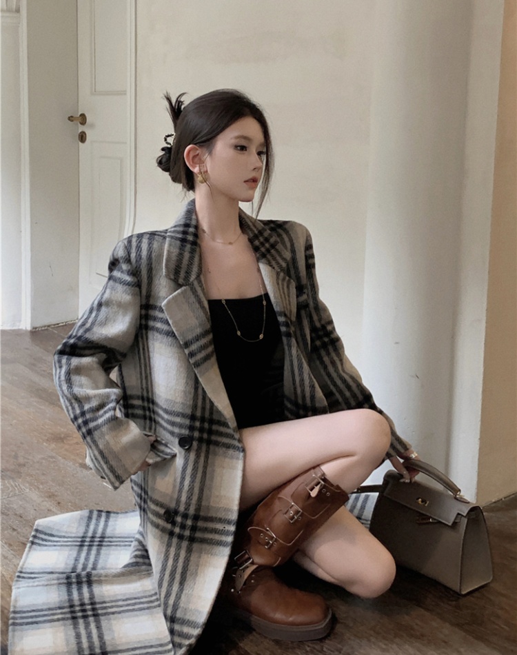 Plaid retro woolen coat long British style coat