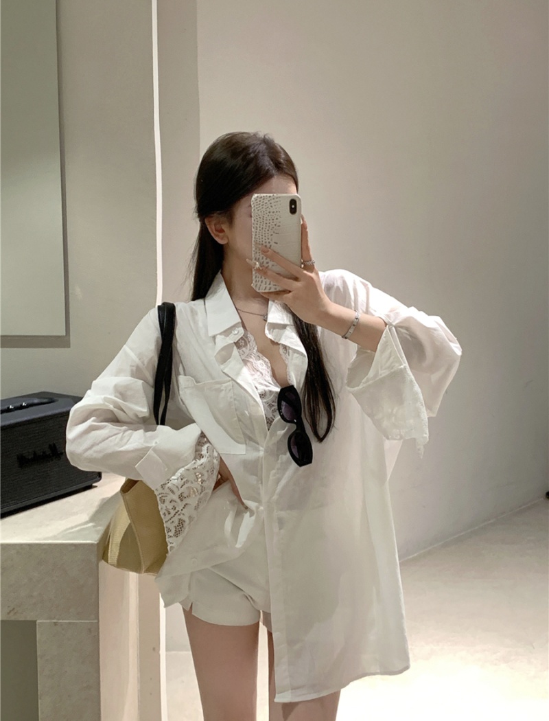 Lazy lace vest enticement Pseudo-two shirt for women