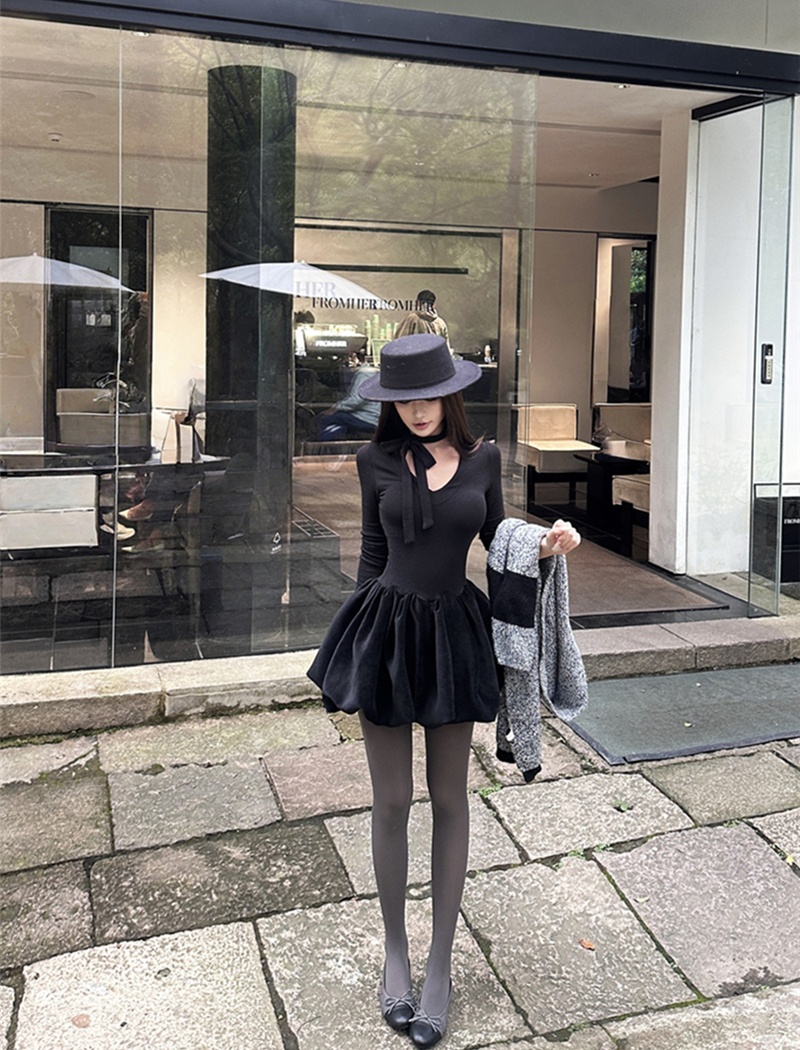 Black sexy frenum knitted splice V-neck dress for women