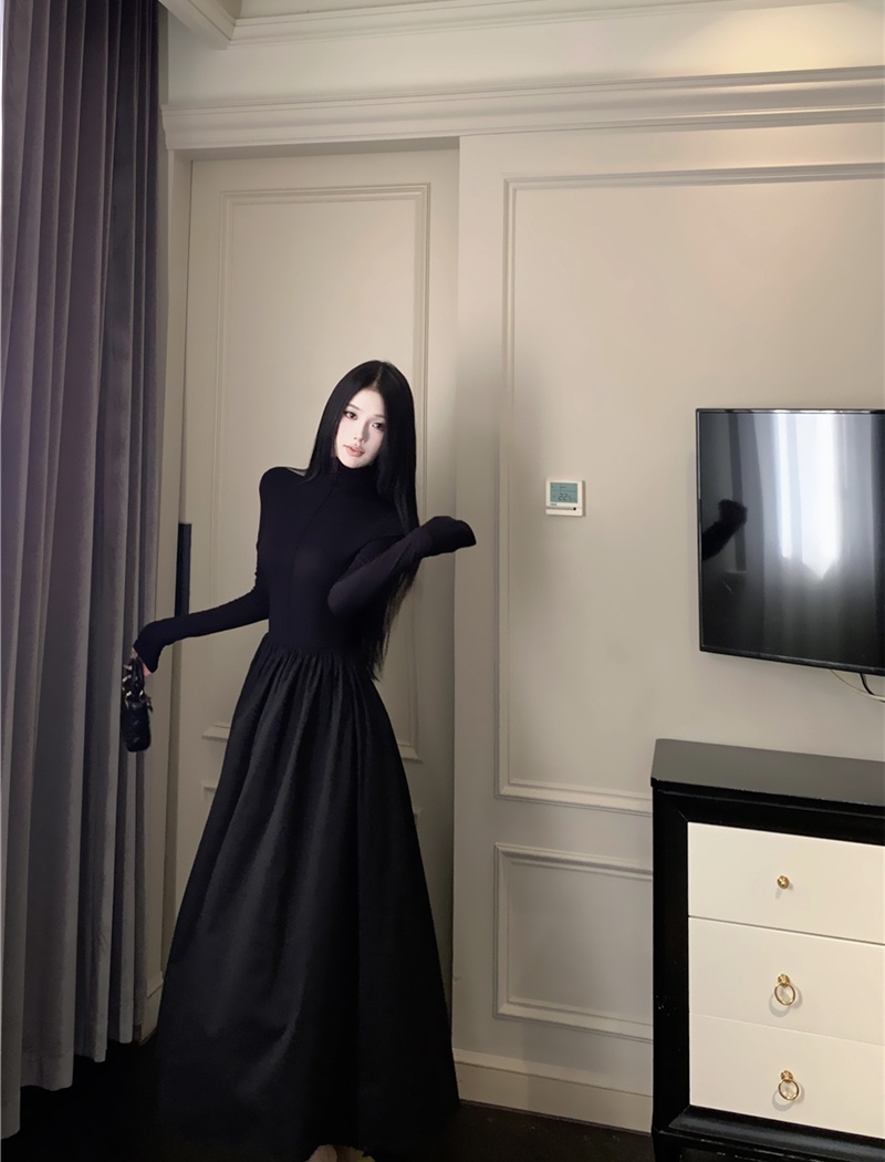 Temperament inside the ride long dress knitted dress for women