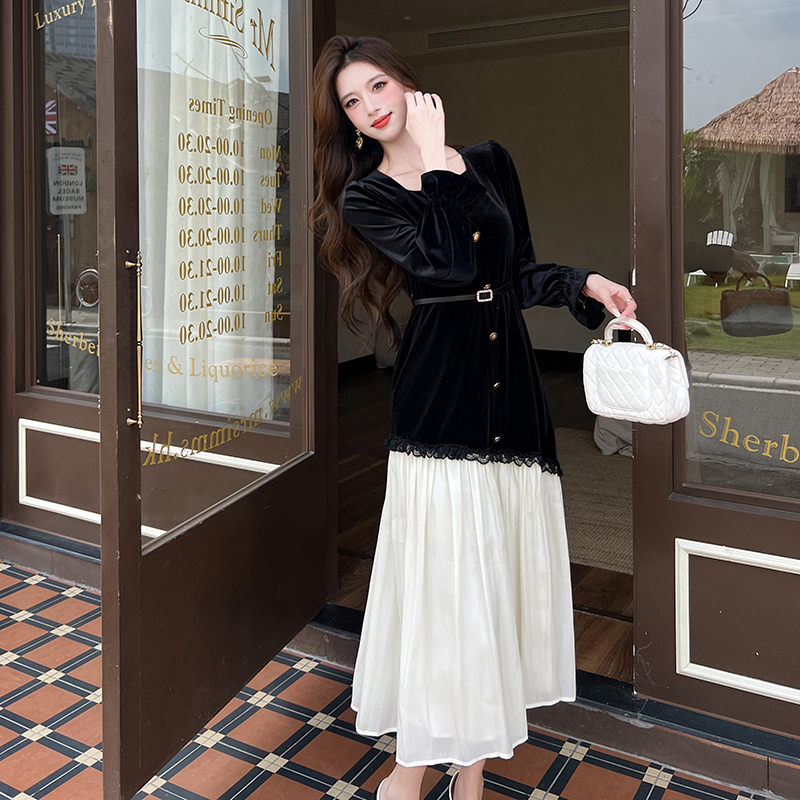 Niche splice ladies commuting pearl maiden dress