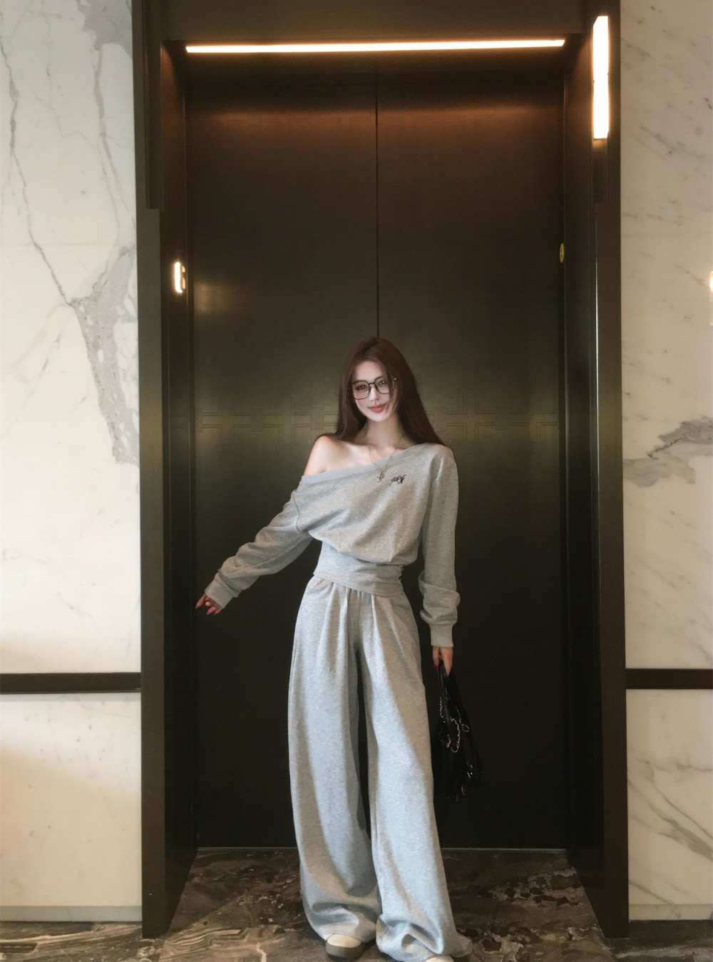 Sloping shoulder casual pants short tops 2pcs set