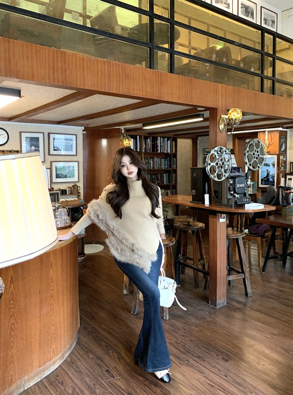 Autumn and winter irregular bat sleeve bottoming sweater