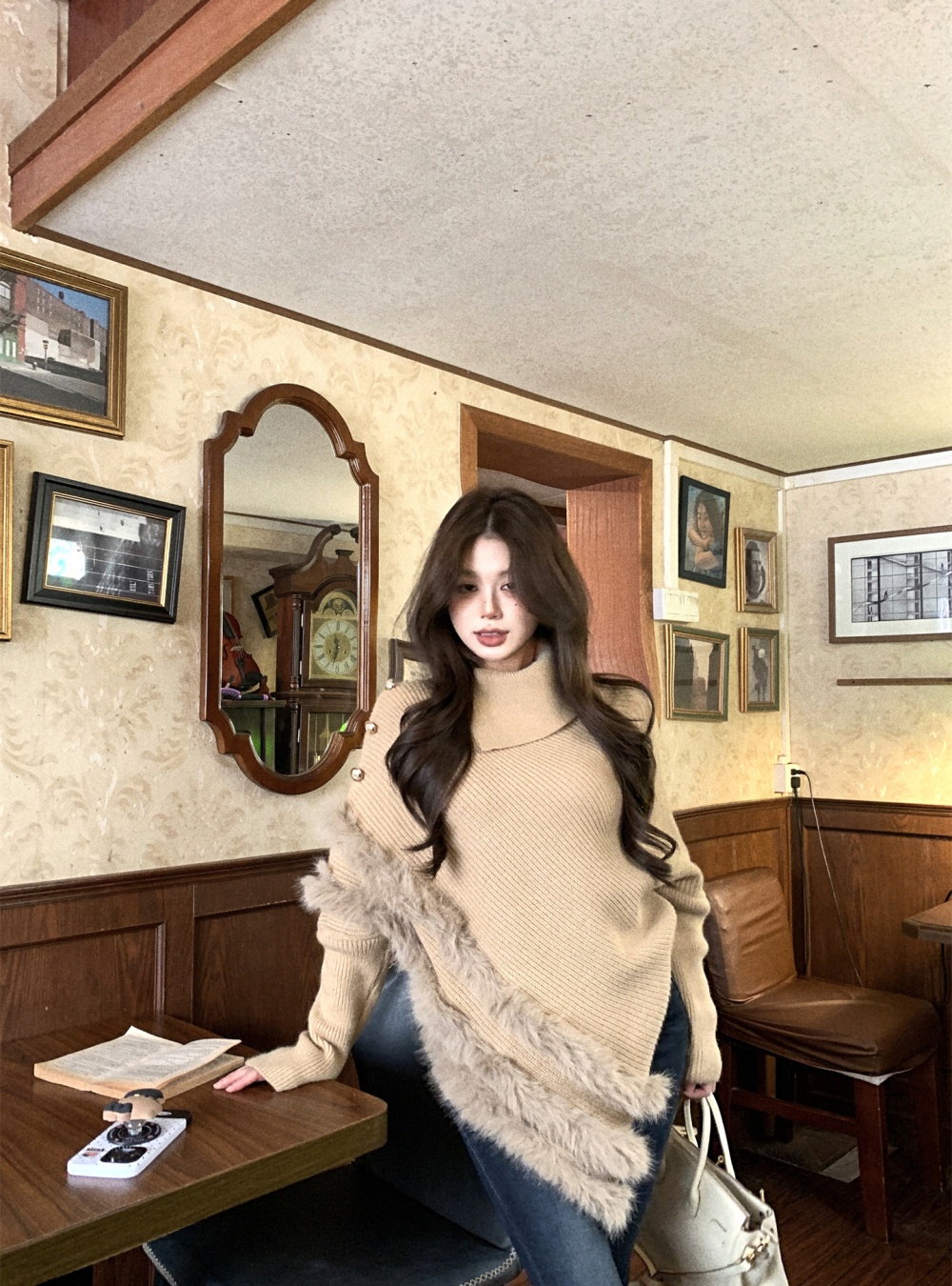 Autumn and winter irregular bat sleeve bottoming sweater