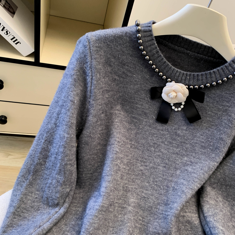 Chanelstyle bow autumn and winter sweater for women
