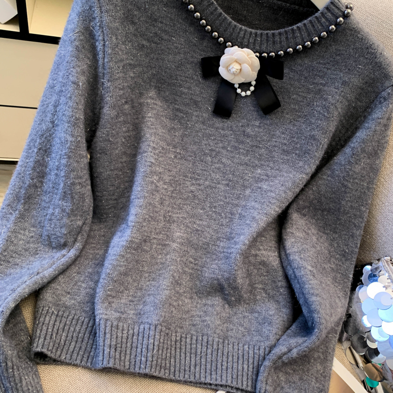 Chanelstyle bow autumn and winter sweater for women