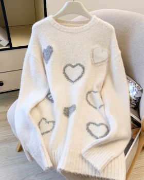 Autumn and winter tender show young sweater for women