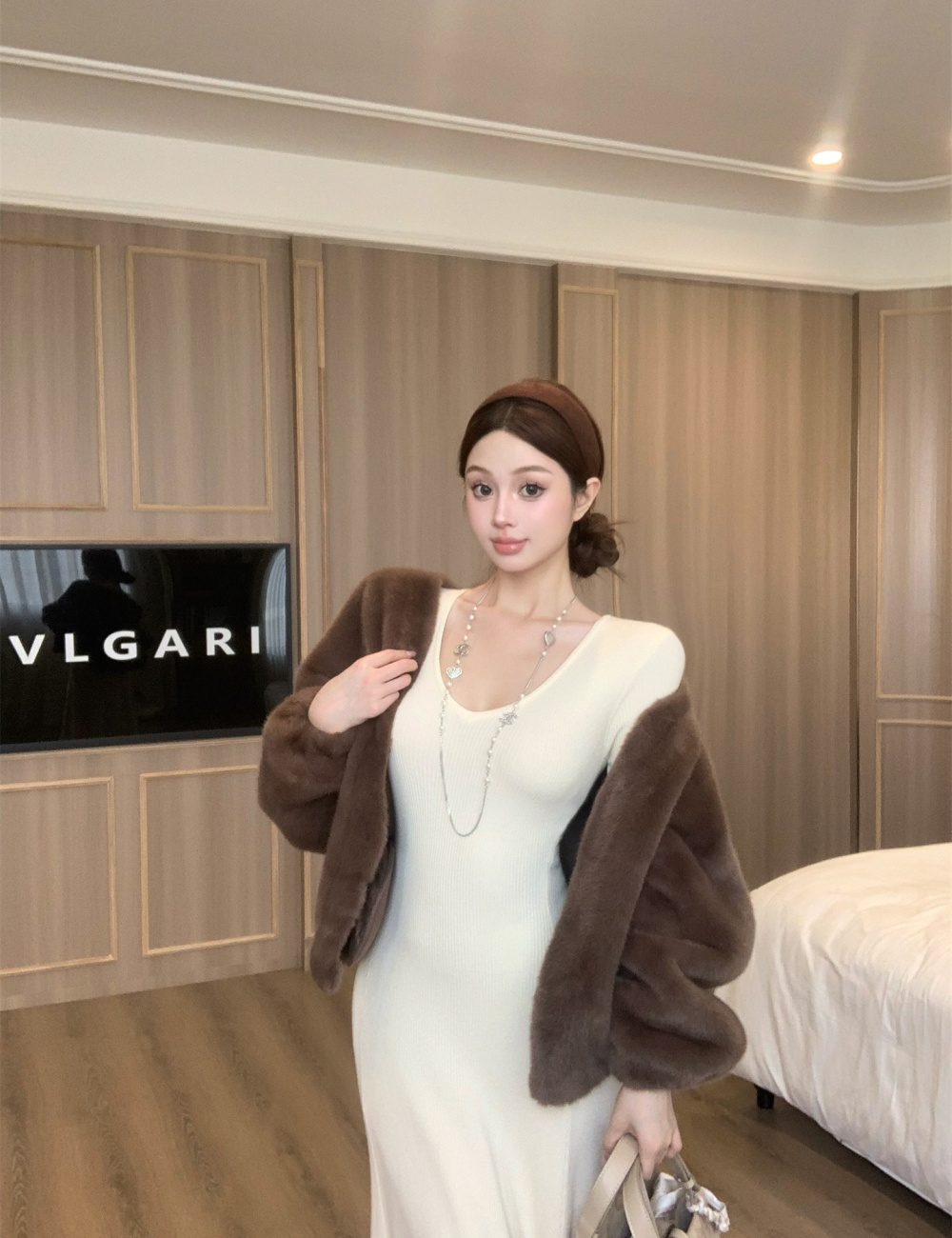 Autumn and winter temperament fur coat thermal coat for women