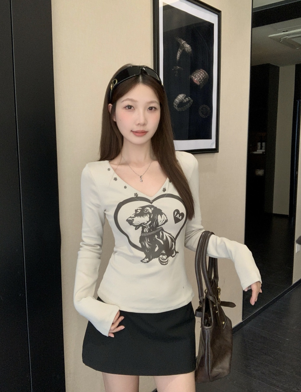 Retro long sleeve T-shirt V-neck large yard bottoming shirt