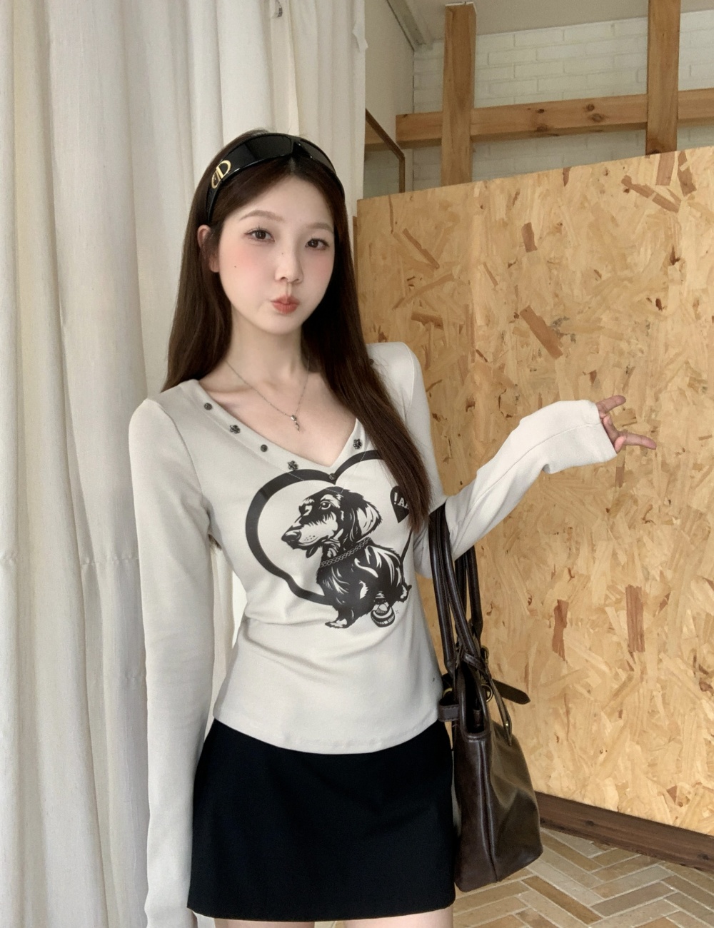 Retro long sleeve T-shirt V-neck large yard bottoming shirt