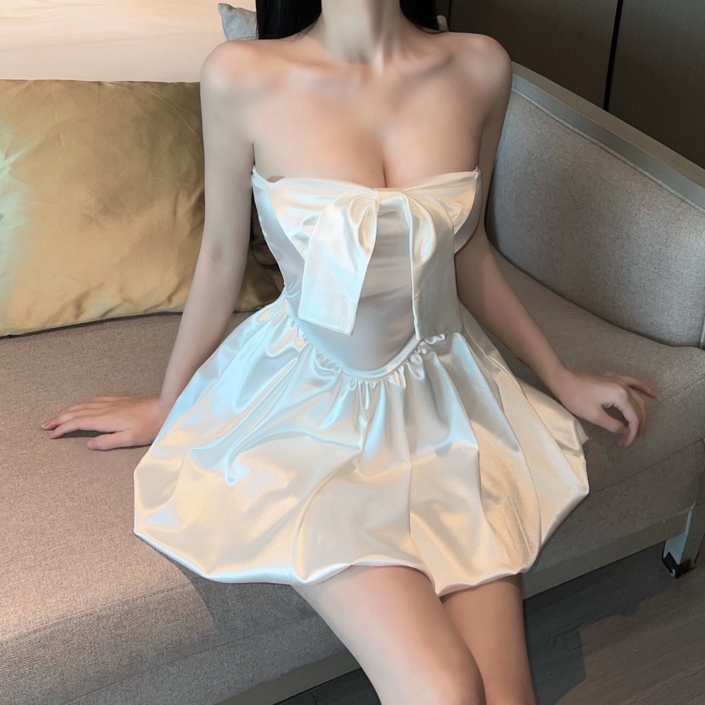 White enticement wrapped chest sexy dress