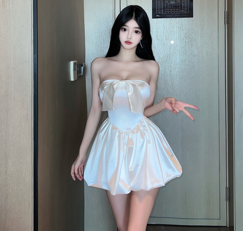 White enticement wrapped chest sexy dress