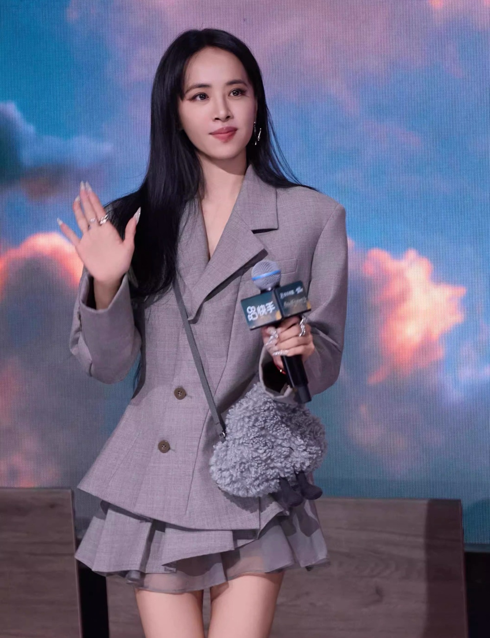 Show young short skirt business suit 2pcs set