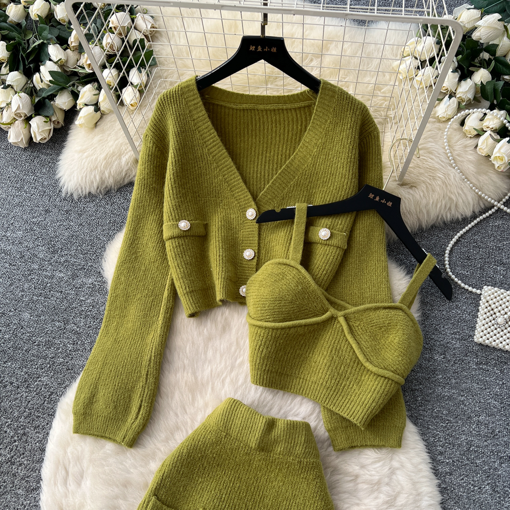 Long sleeve sling skirt short vest for women