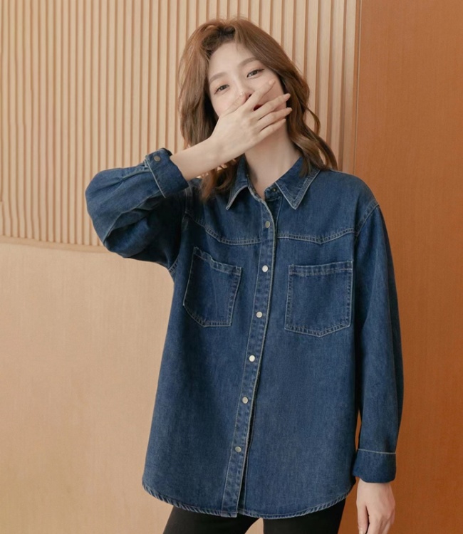 Denim retro shirt wears outside tops for women