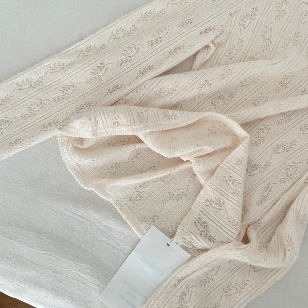 Wrapped chest long sleeve shirt lace bottoming shirt