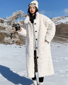 Lambs wool coat imitation of rabbit hair fur coat for women