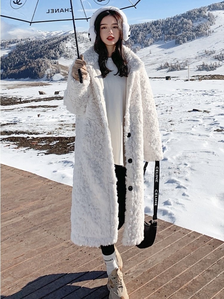 Lambs wool coat imitation of rabbit hair fur coat for women