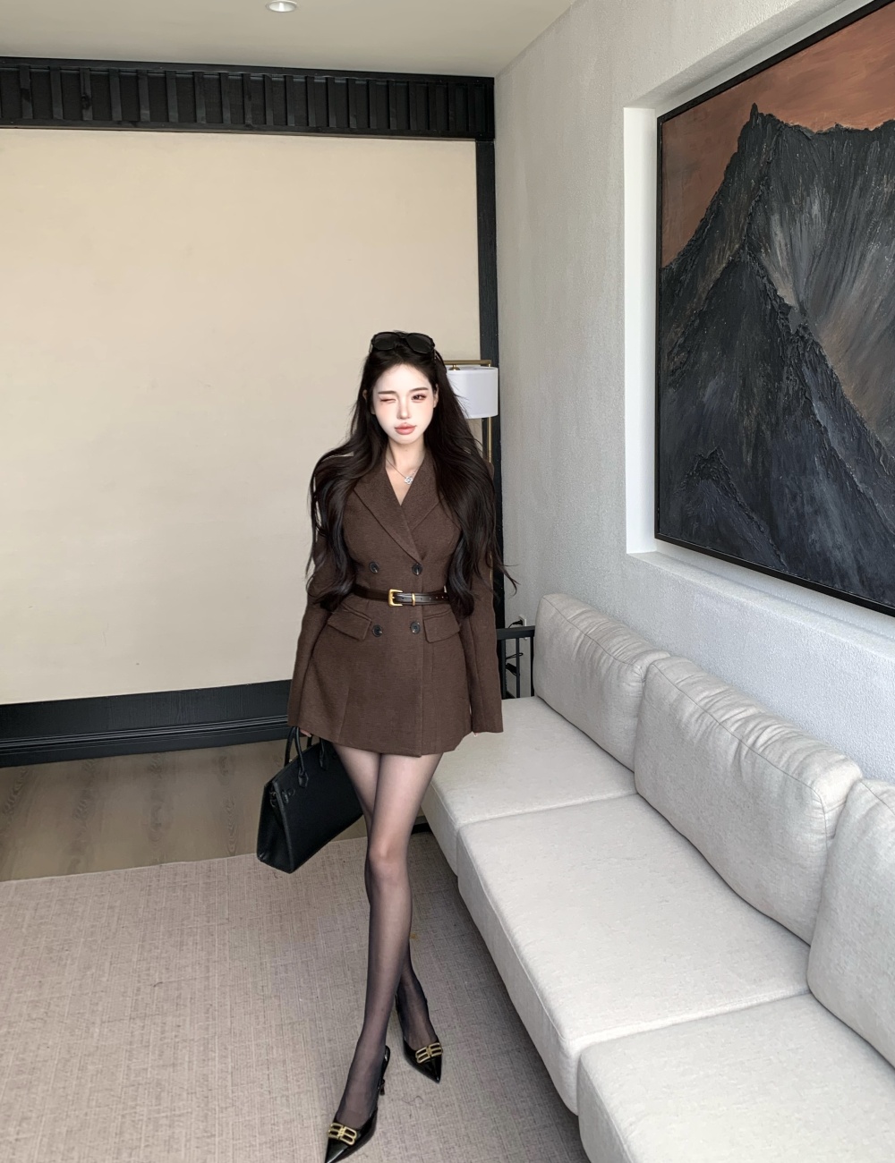 V-neck pinched waist overcoat retro woolen coat