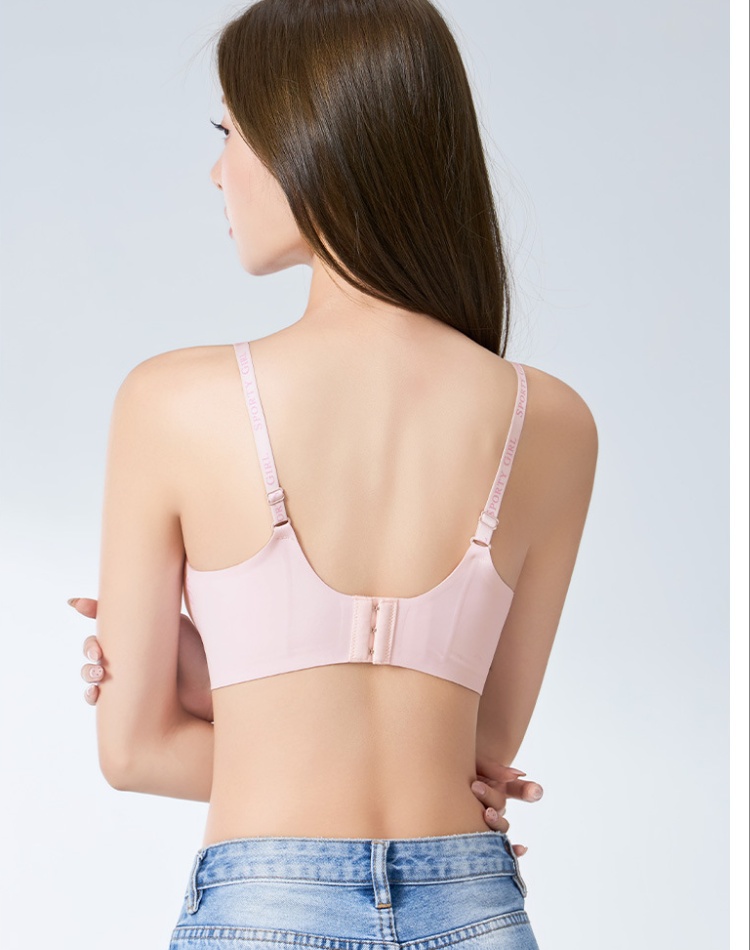 Breathable letters underwear gather foundation