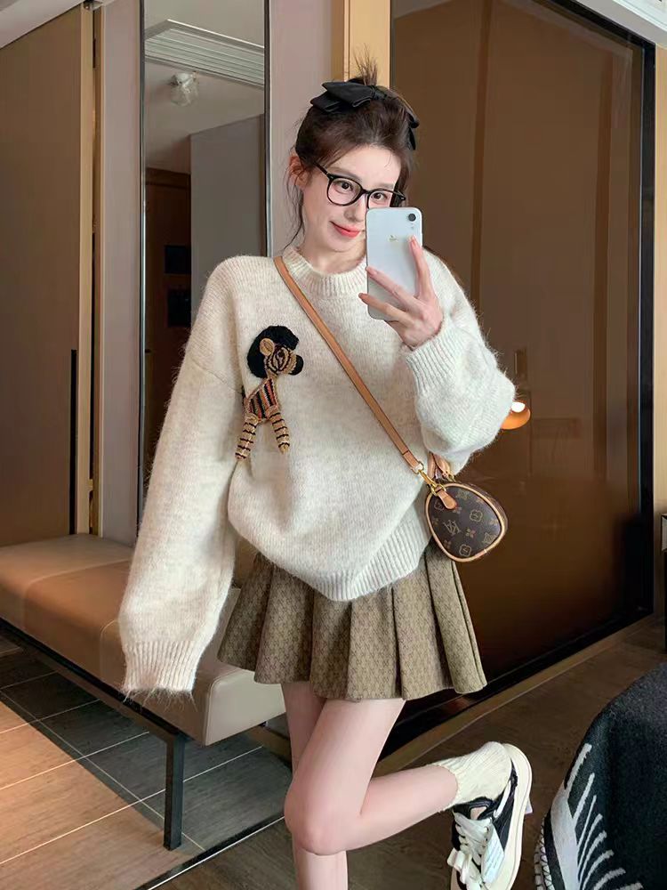 Cartoon loose retro pullover sweater for women