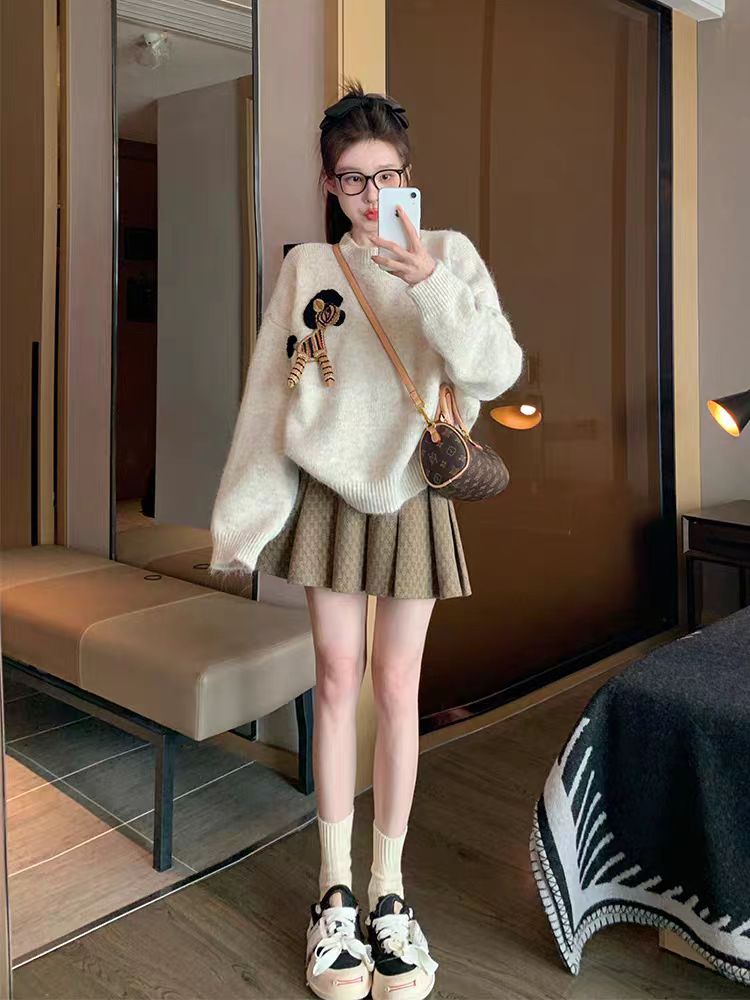 Cartoon loose retro pullover sweater for women