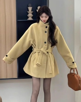 Thick winter woolen coat short black overcoat for women