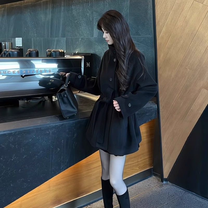 Thick winter woolen coat short black overcoat for women