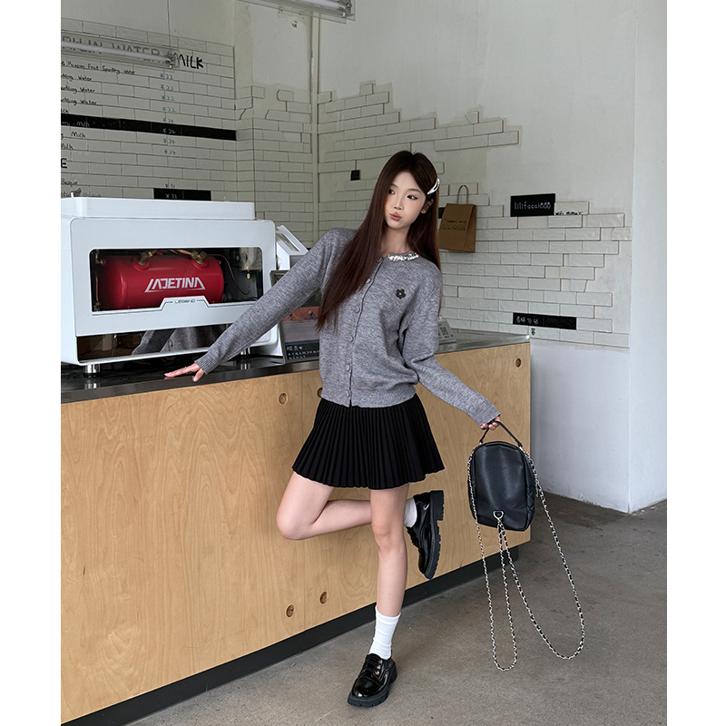 Knitted autumn and winter coat gray cardigan for women