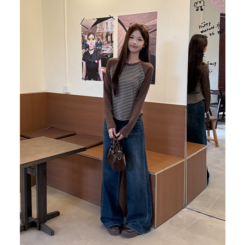 Round neck T-shirt short tops for women