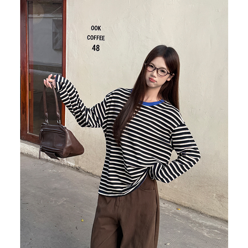 Loose T-shirt stripe bottoming shirt for women