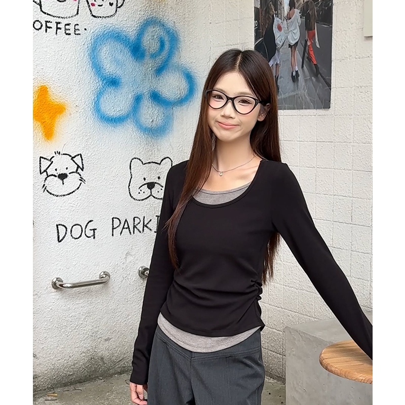 Pinched waist fold T-shirt navy-blue bottoming shirt