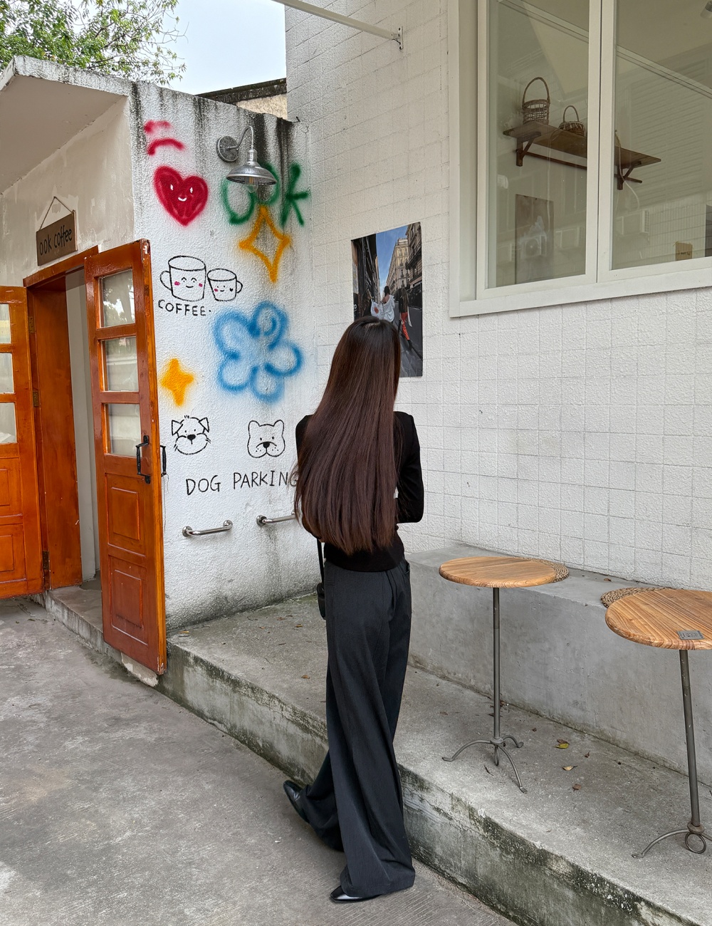 Pinched waist fold T-shirt navy-blue bottoming shirt