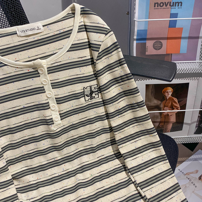 Stripe long sleeve bottoming shirt short tops for women